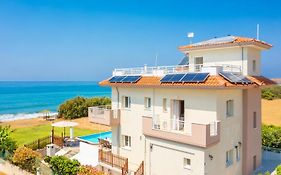 Kalisto Beach Villa